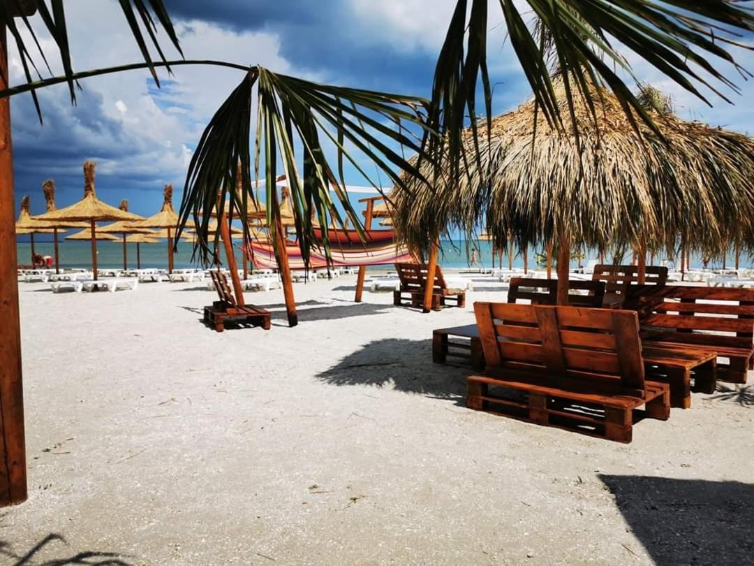 Apartment Summerland Mamaia Eksteriør bilde